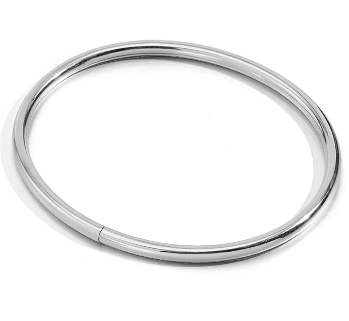 Isla bangle