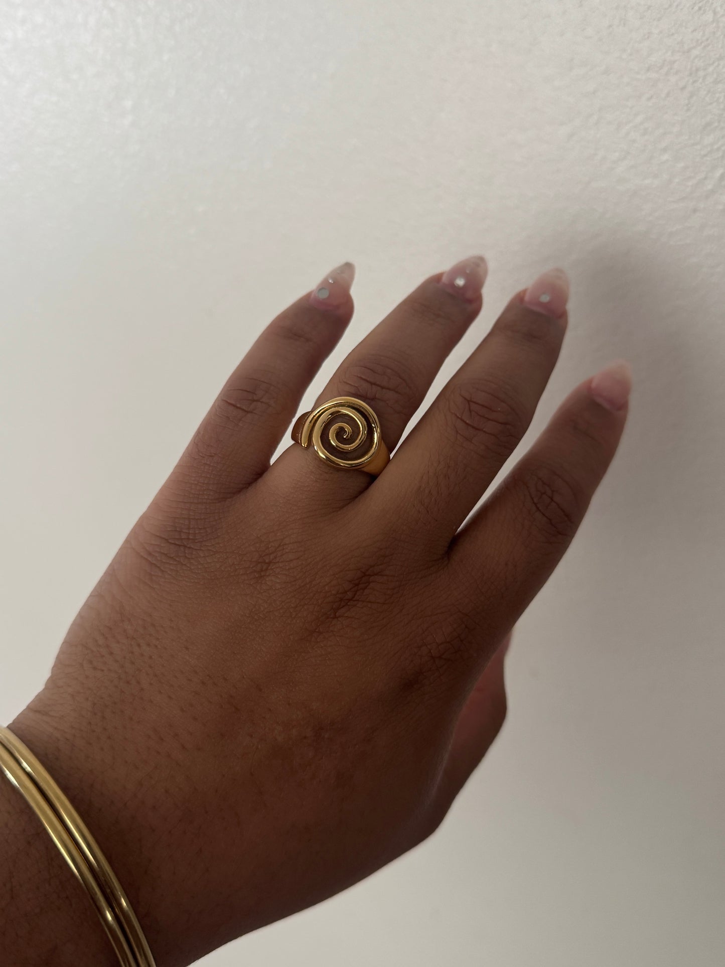 Caracola ring